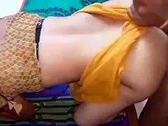 INDIAN HOT GIRL JANVIBHABHI MEETS BOYFRIEND BEHIND HUSBAND FOR STEAMY FUCK!