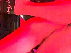 Single feminist mom meets Junagorilla in Guadalajara