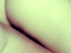 बड़ी गांड वाली MILF कच्चा सेक्स चाहती है।