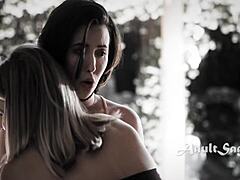 गर्ल ऑन गर्ल