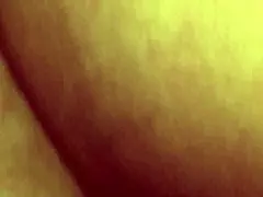 Milf ni naik alat pam sambil memek dikorek